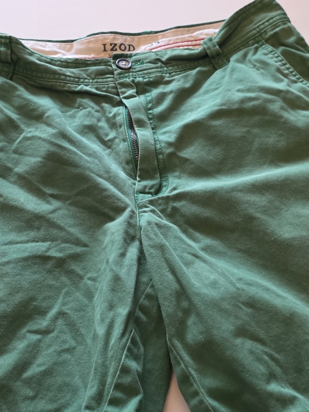 Izod Saltwater Green Men's Chino Shorts - Picture 2 of 2